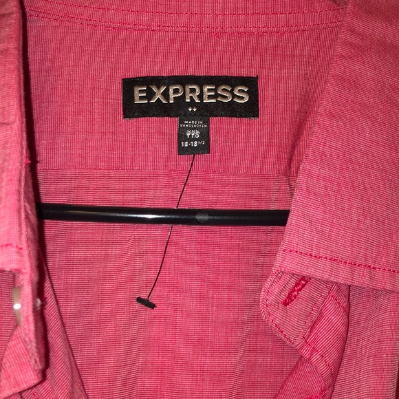 Express button up - Picture 2 of 3